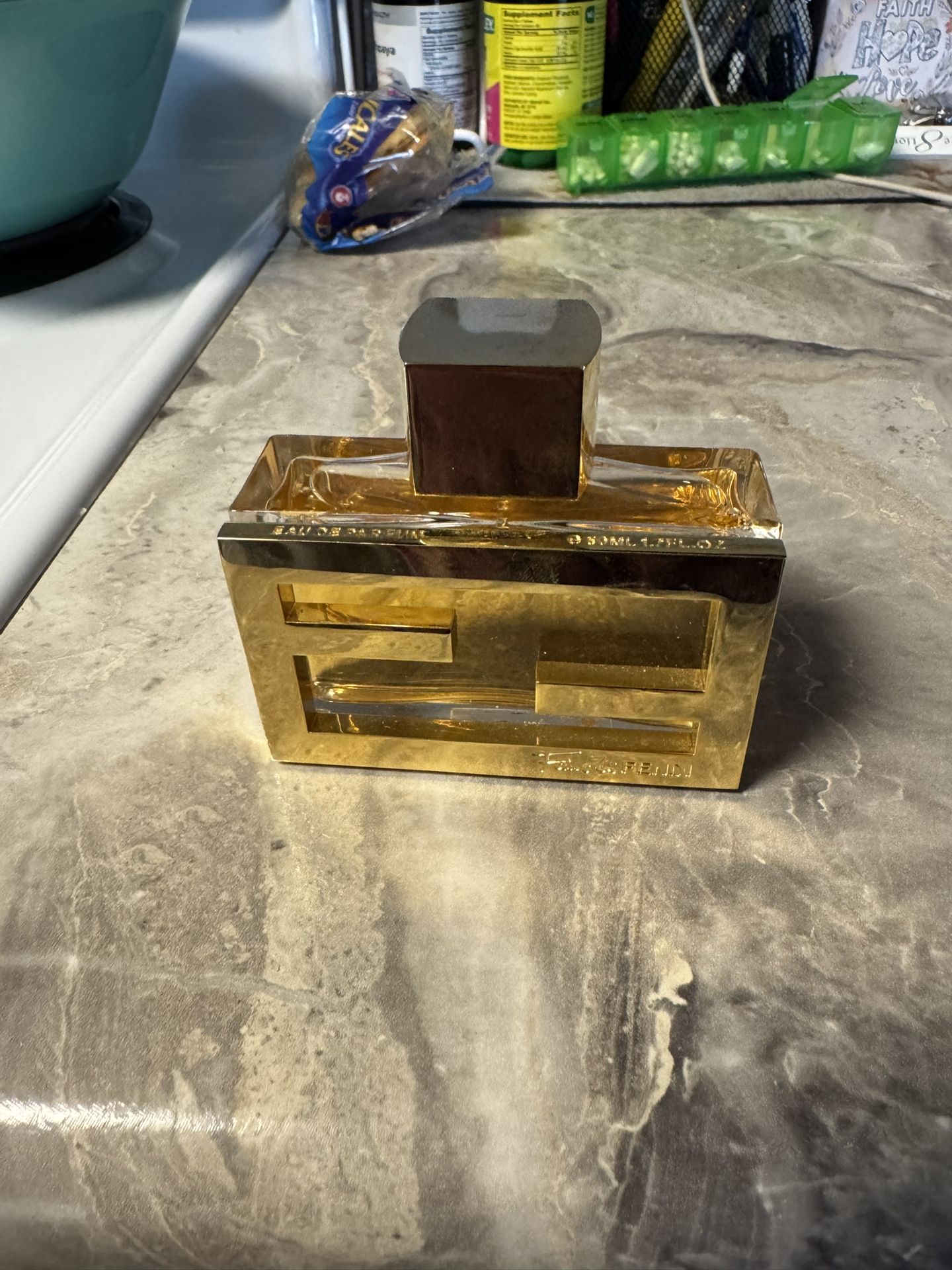 Fan di Fendi Eau De Parfum Spray Perfume for Women fl oz 75 ml