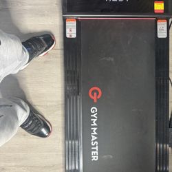 Hi Selling Tred Mill A Week Old And Just Shoot Offers I’m Looking For Trimmers And Clippers If Not Shoot Offer For It 