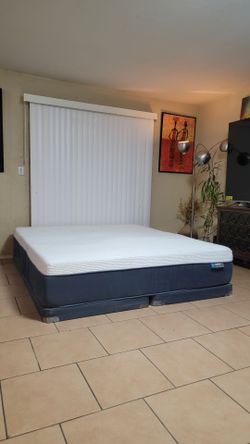 VERY NICE LIKE NEW CALIFORNIA KING SIZE MATTRESS AND BOXSPRINGS FROM LIVING SPACES FOR SALE! IN GREAT CONDITION, FREE DELIVERY