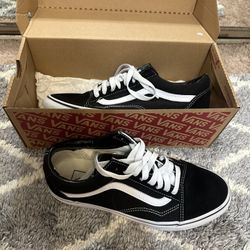 Vans. Black and White Unisex 