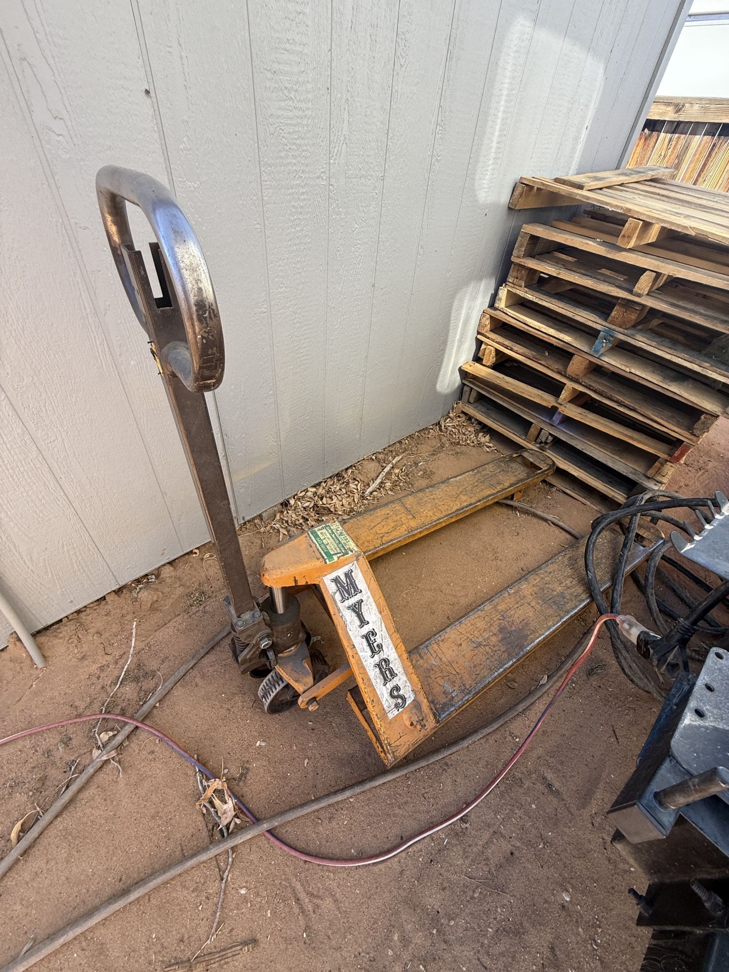 Pallets With Pallet Jack