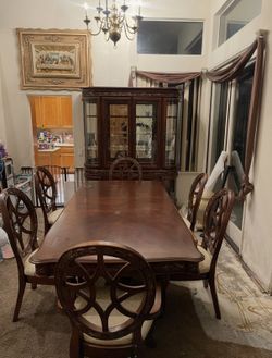 Dining Set $450 Pick Up Only