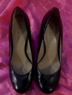 N by Nicole Miller Size 8 Wedge