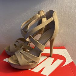 5$ Heels Size 7 1/2 