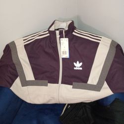 Track Jacket 🧥