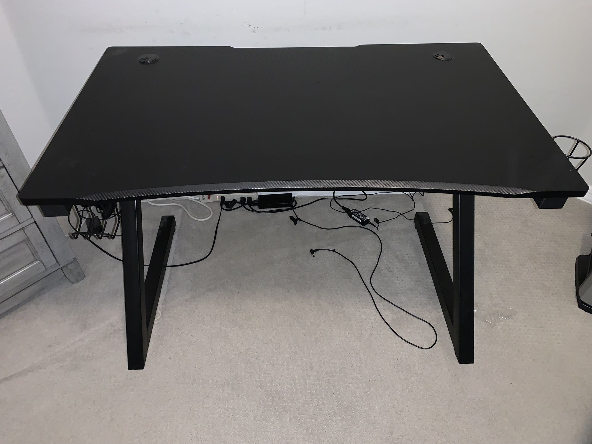 Victory Gaming Desk