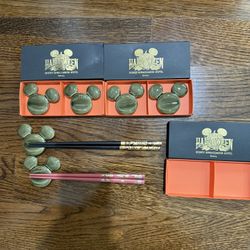 Rare Disney Halloween 2005 Mickey Chopstick Rests Set of 6 + 2 Pairs of Chopsticks