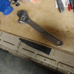 15 " Crecent Wrench