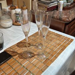 Champagne Glasses 