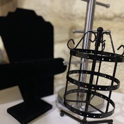 Lot Of 4 Jewelry Bracelet Necklace Holder 
