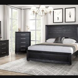 Brand New Elegant Black Wood Queen Size Bed Set 
