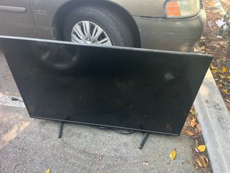 42 Roku tv 50$$