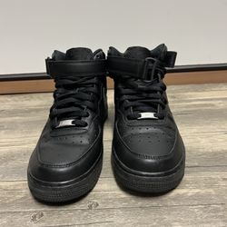 Nike Air Force 1 Mid ‘07