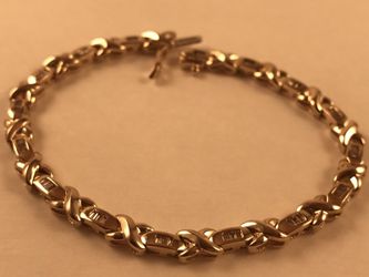 Diamond 14k solid gold xoxo bracelet