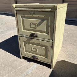 Vintage looking floating cabinet