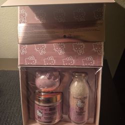 The Creme Shop X Hello Kitty 