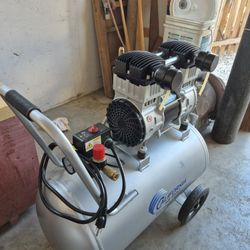 Ultra Quiet Air Compressor