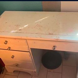 Vanity Table