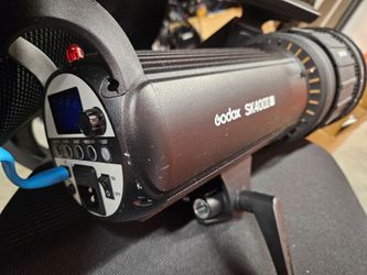 GODOX SK400 II V STUDIO STROBE LIGHT