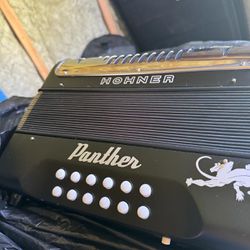 Hohner Panther Acorden 