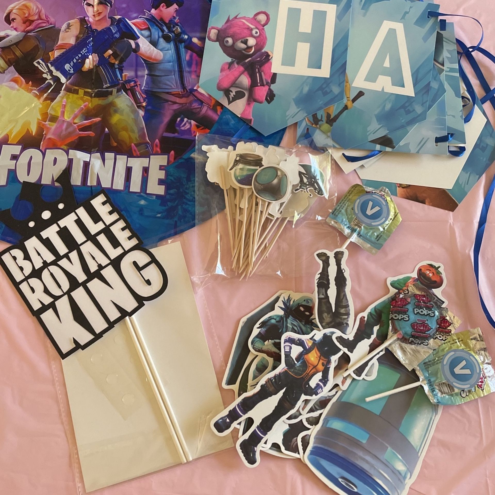 Left Over Fortnite Battle Royal Party Decor