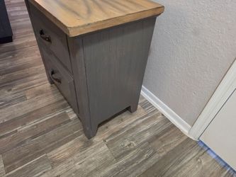 Rooms To Go Night Stand