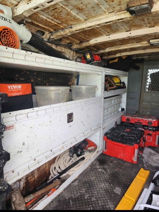 Van Shelfs 