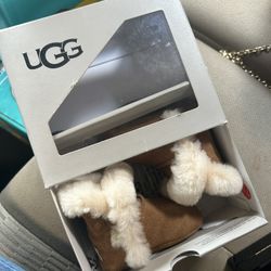 INFANT UGG