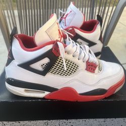 Jordan 4