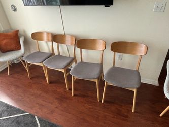 4 wooden dining chairs /living room chairs