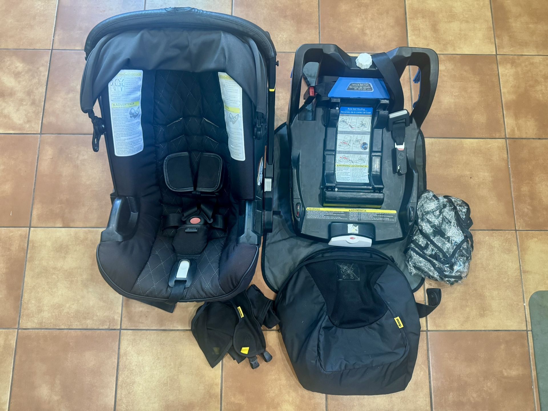 Doona Stroller, Base and Attachments