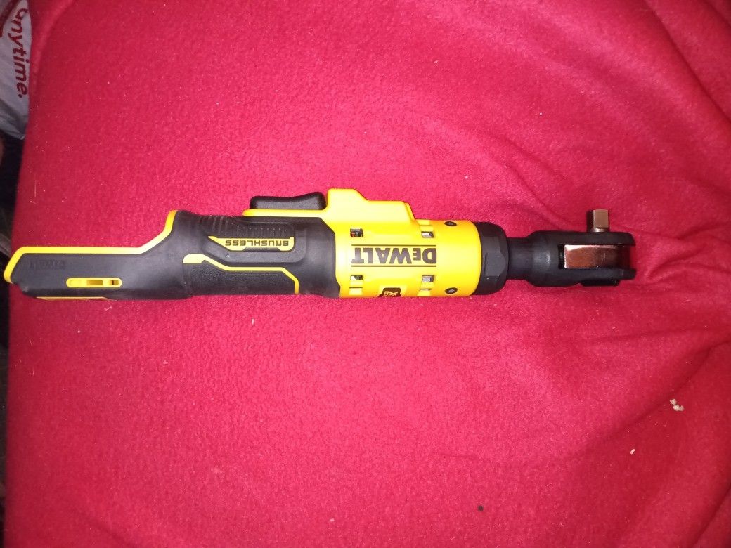Dewalt