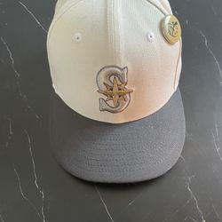 HATCLUB Exclusive New Era 5950 Fitted (7&1/4)