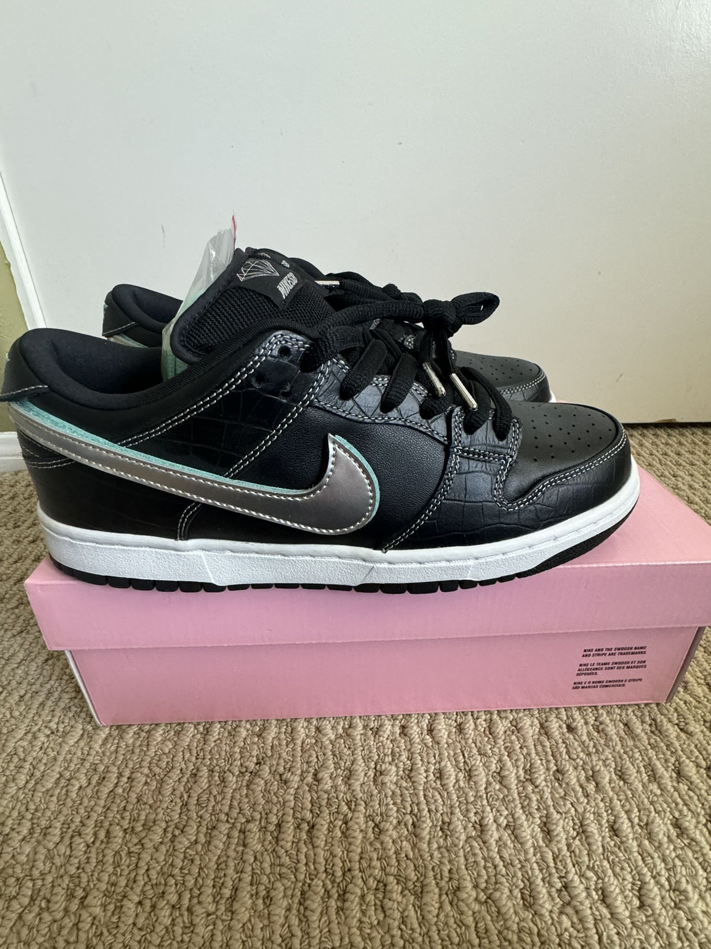 Nike SB Diamond Dunks