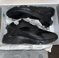 Nike Huarache / Size 15