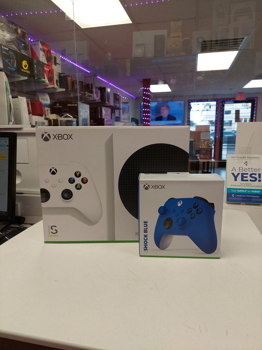 Xbox Series S Bundle Brand New On Cash Deal $299. You Can Also Finance With $50 Down