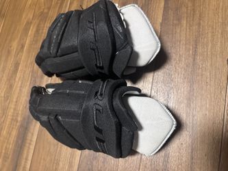 True Hockey gloves 