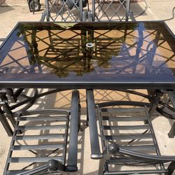 Need Gone Now Let’s Make A Deal Classic Vintage Beautiful Nice Glass & Metal Hampton Bay Patio Set