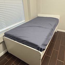 Twin bed with mattress