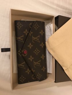 Authentic Louis Vuitton Josephine wallet for Sale in Hayward, CA - OfferUp