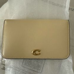 Coach Essential Slim Card Case Wallet 