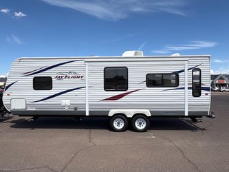 2011 Jay Flight by Jayco 26ft with slide