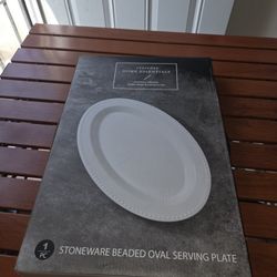 Stoneware Beaded Oval Serving Plate