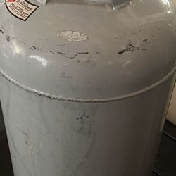 100 Gallon propane tank.