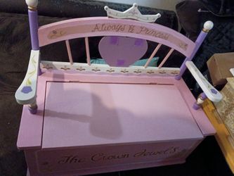 Little girl toy box princess theme