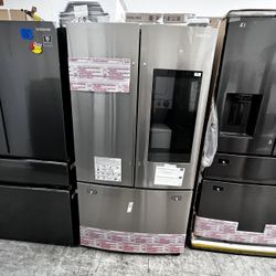 SAMSUNG FAMILY HUB FRENCH DOOR REFRIGERATOR W ICE