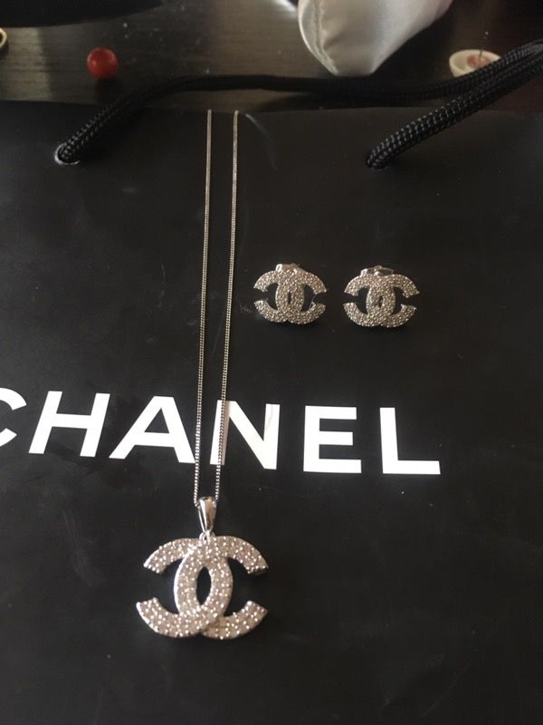 New 3 piece Chanel diamond earrings and necklace Set Serious buyers only