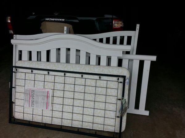 Delta Convertible Crib 6945 100 For Sale In Chicago Il Offerup