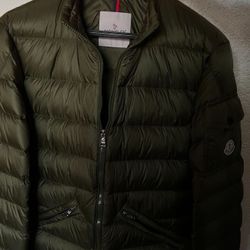 Men’s Moncler Puffer Jacket 