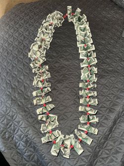 Graduation money lei $2
